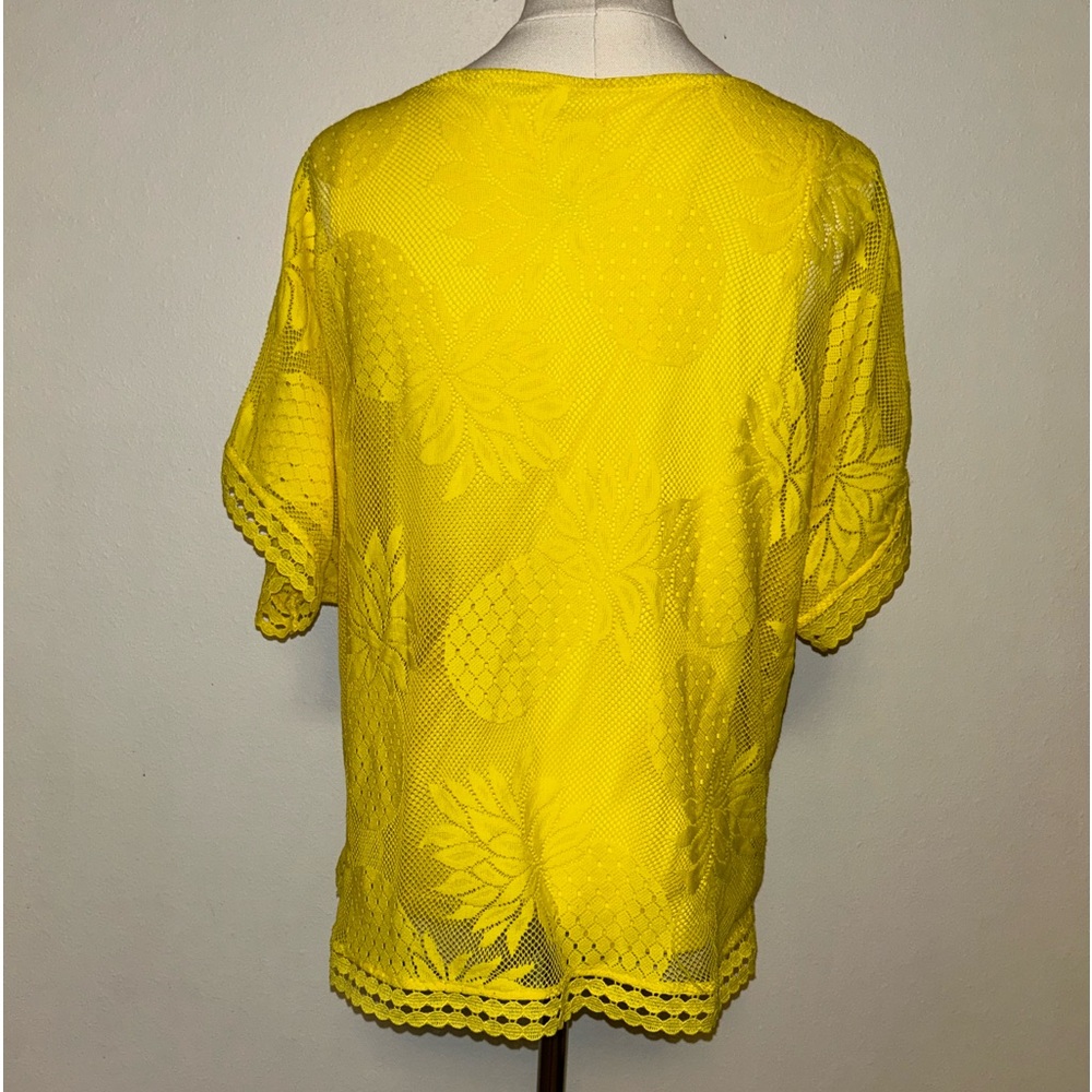 💛Ruby Rd. Lace Overlay Top💛 - Picture 5 of 10